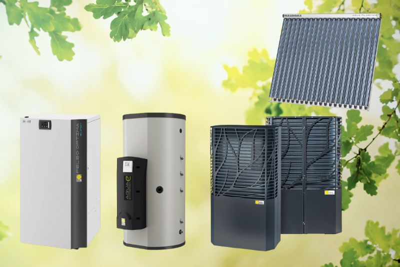 Pelletkessel, Speicher, Wärmepumpen und Solarkollektor vor Eichenlaub